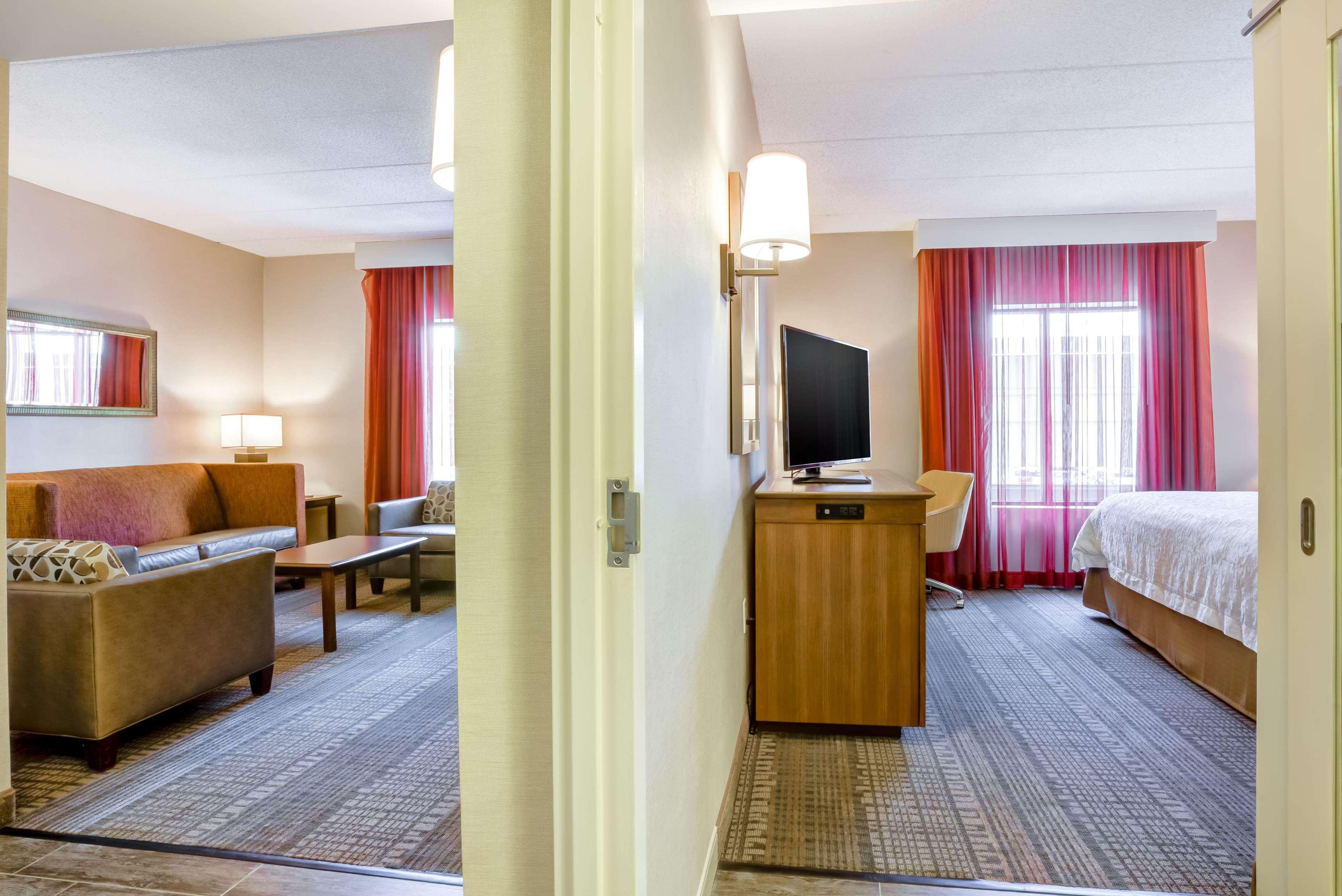 Hampton Inn Boston-Norwood Bagian luar foto