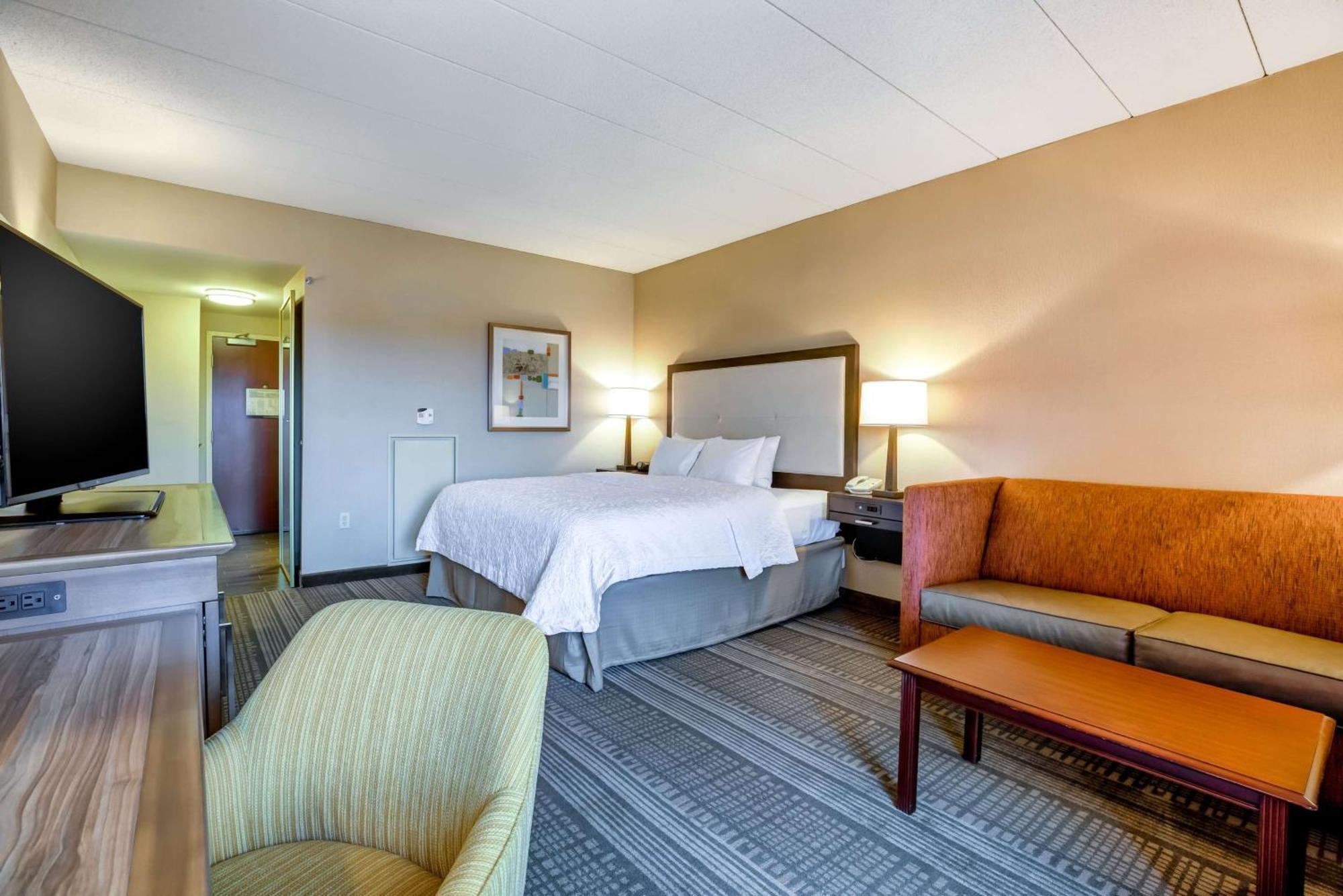 Hampton Inn Boston-Norwood Bagian luar foto