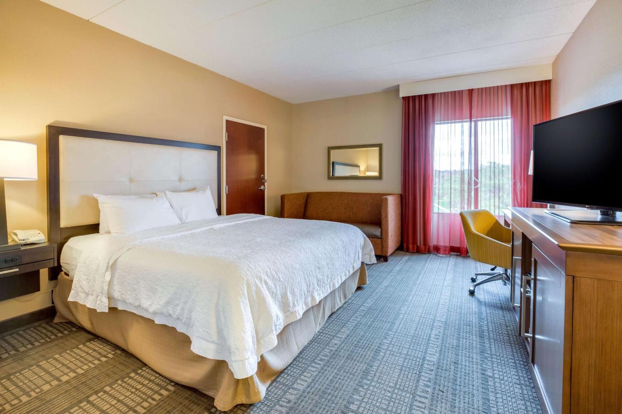 Hampton Inn Boston-Norwood Bagian luar foto