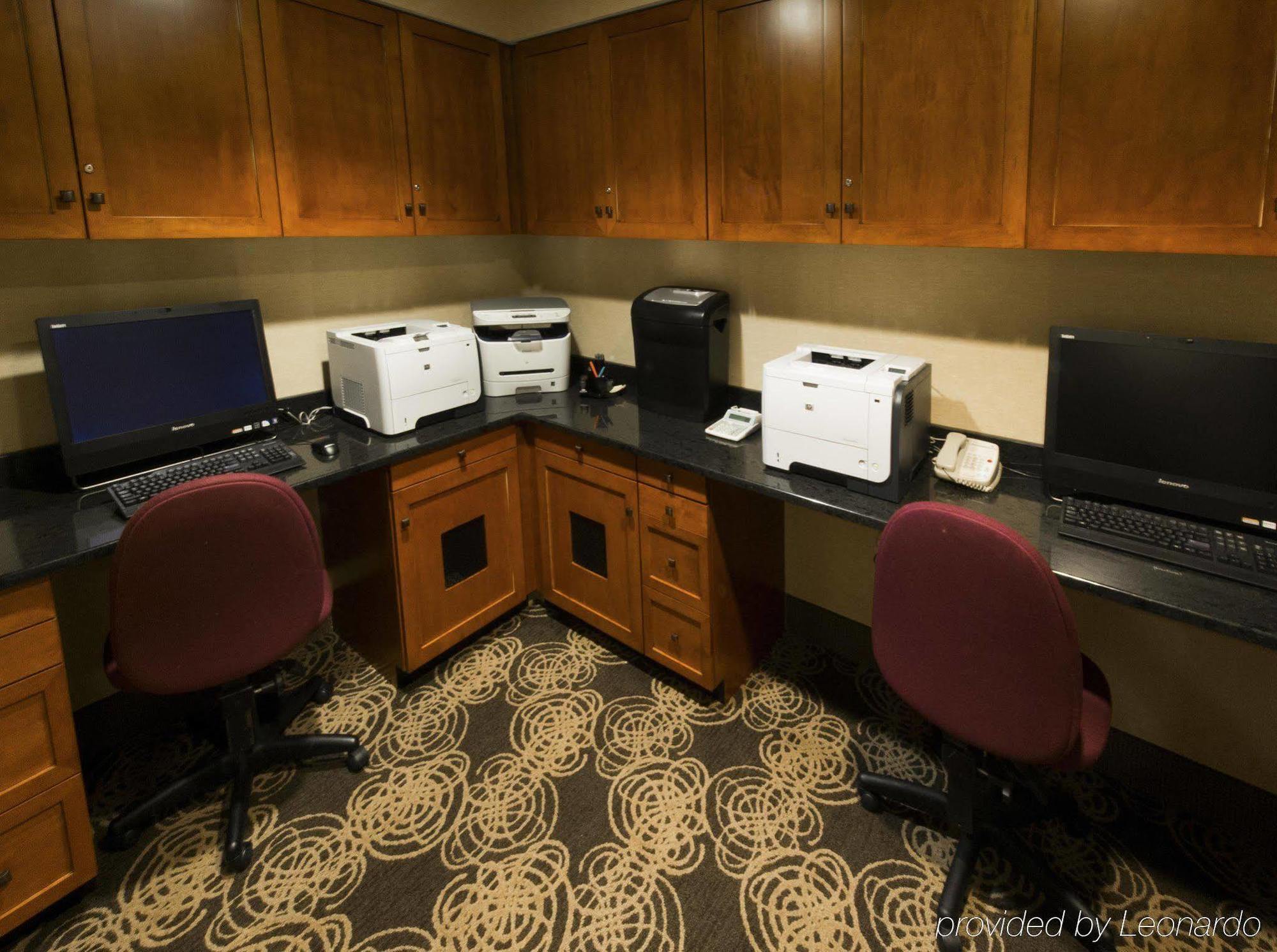Hampton Inn Boston-Norwood Bagian luar foto